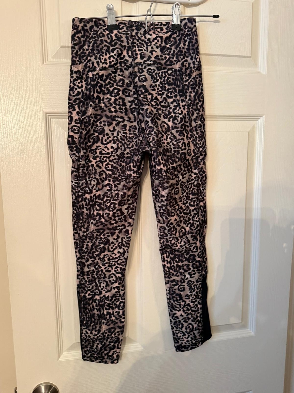 Jessica Simpson Black and Taupe Leopard Print Leggings